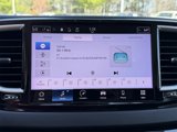 Used 2022 Chrysler Pacifica Touring-L image 4