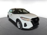 Used 2024 Nissan Kicks S image 3