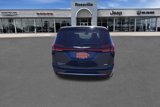 New 2025 Chrysler Pacifica Select image 4