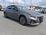Used 2025 Nissan Altima 2.5 SV image 2