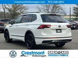 Certified 2022 Volkswagen Tiguan SE R-Line image 3
