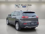 Used 2015 Jeep Cherokee Limited w/ Luxury Group image 4