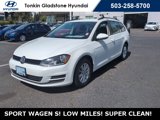 Used 2017 Volkswagen Golf S image 3