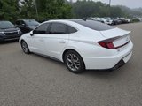 Used 2022 Hyundai Sonata SEL w/ Convenience Package image 3