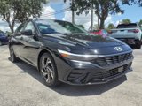 Used 2024 Hyundai Elantra SEL w/ Convenience Package image 2