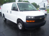 Used 2018 Chevrolet Express 2500 image 4