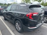 Used 2023 GMC Terrain SLT image 2