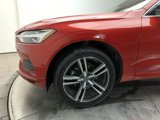 Used 2019 Volvo XC60 T5 Momentum w/ Multimedia Package image 3