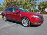 Used 2019 Lincoln MKT AWD image 2