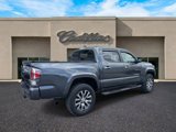 Used 2022 Toyota Tacoma Limited image 3