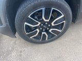 Used 2019 GMC Acadia SLT w/ Black Edition image 2