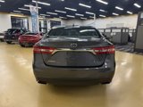 Used 2013 Toyota Avalon Limited w/ Technology Pkg image 4