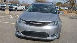 Used 2018 Chrysler Pacifica Limited image 3