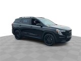 Used 2022 GMC Terrain SLE w/ Driver Convenience Package image 2