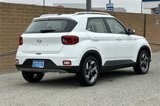 New 2025 Hyundai Venue SEL image 4