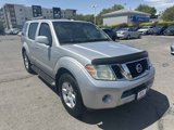 Used 2008 Nissan Pathfinder SE w/ Premium Pkg image 4
