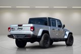 Used 2023 Jeep Gladiator Sport image 3