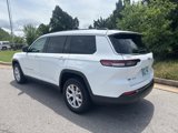 Used 2022 Jeep Grand Cherokee L Limited w/ Luxury Tech Group II image 3