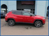 New 2025 Jeep Compass Limited image 2