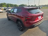 Used 2025 Chevrolet Trax RS image 3