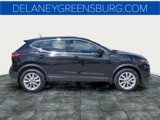 Used 2022 Nissan Rogue Sport SV image 2