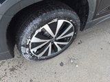 Certified 2022 Volkswagen Taos SE image 2