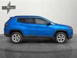 New 2025 Jeep Compass Latitude image 4