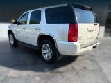 Used 2009 GMC Yukon SLT w/ SLT Chrome Edition image 3