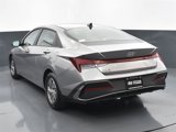 Certified 2025 Hyundai Elantra SE image 5