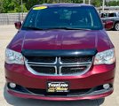 Used 2017 Dodge Grand Caravan SXT image 2