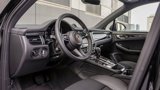 Certified 2024 Porsche Macan image 4