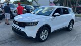 Used 2023 Kia Sorento LX image 3