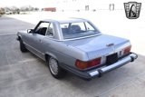 Used 1988 Mercedes-Benz 560 SL image 3