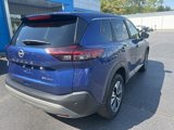Used 2023 Nissan Rogue SV image 3