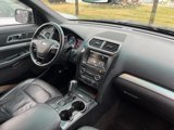 Used 2016 Ford Explorer XLT w/ Equipment Group 202A image 3