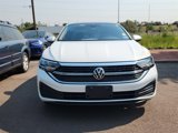 Used 2023 Volkswagen Jetta SE w/ Panoramic Sunroof Package image 2