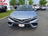 Used 2022 Toyota Camry SE image 3