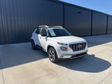 Certified 2022 Hyundai Venue Limited image 2