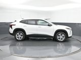 Used 2025 Chevrolet Trax LS image 6