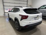New 2025 Chevrolet Trax RS w/ Sunroof Package image 4