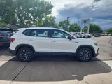 Certified 2022 Volkswagen Taos S image 6