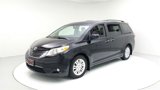 Used 2015 Toyota Sienna XLE image 3