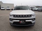 New 2025 Jeep Compass Latitude image 2
