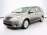 Used 2015 Toyota Sienna XLE image 3