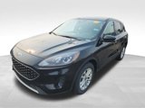 Used 2020 Ford Escape SE image 3