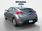 Used 2017 Hyundai Veloster image 3