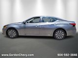 Used 2023 Nissan Altima 2.5 SV image 2