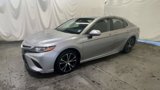 Used 2020 Toyota Camry SE image 4
