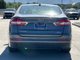 Used 2019 Ford Fusion SE image 4