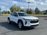 Used 2025 Chevrolet Trax LS image 3